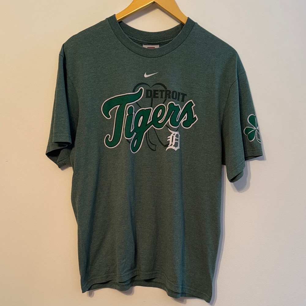 Nike MLB Green Detroit Tigers St. Patrick’s Day Short Sleeve Tee, M